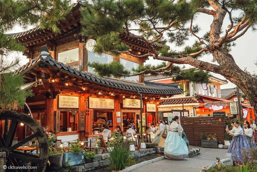 A hanok-lined street of cafés and restaurants in Jeonju Hanok Village